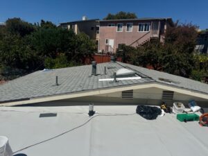 Completed GAF Timberline HDZ Roofing and White TPO, Oakland, CA